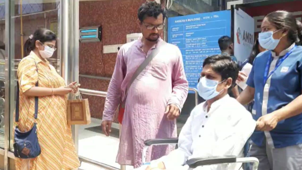 DA Protest: ৪৪ দিন পর অনশন তুলে নিলেন ডিএ মঞ্চের আন্দোলনকারীরা