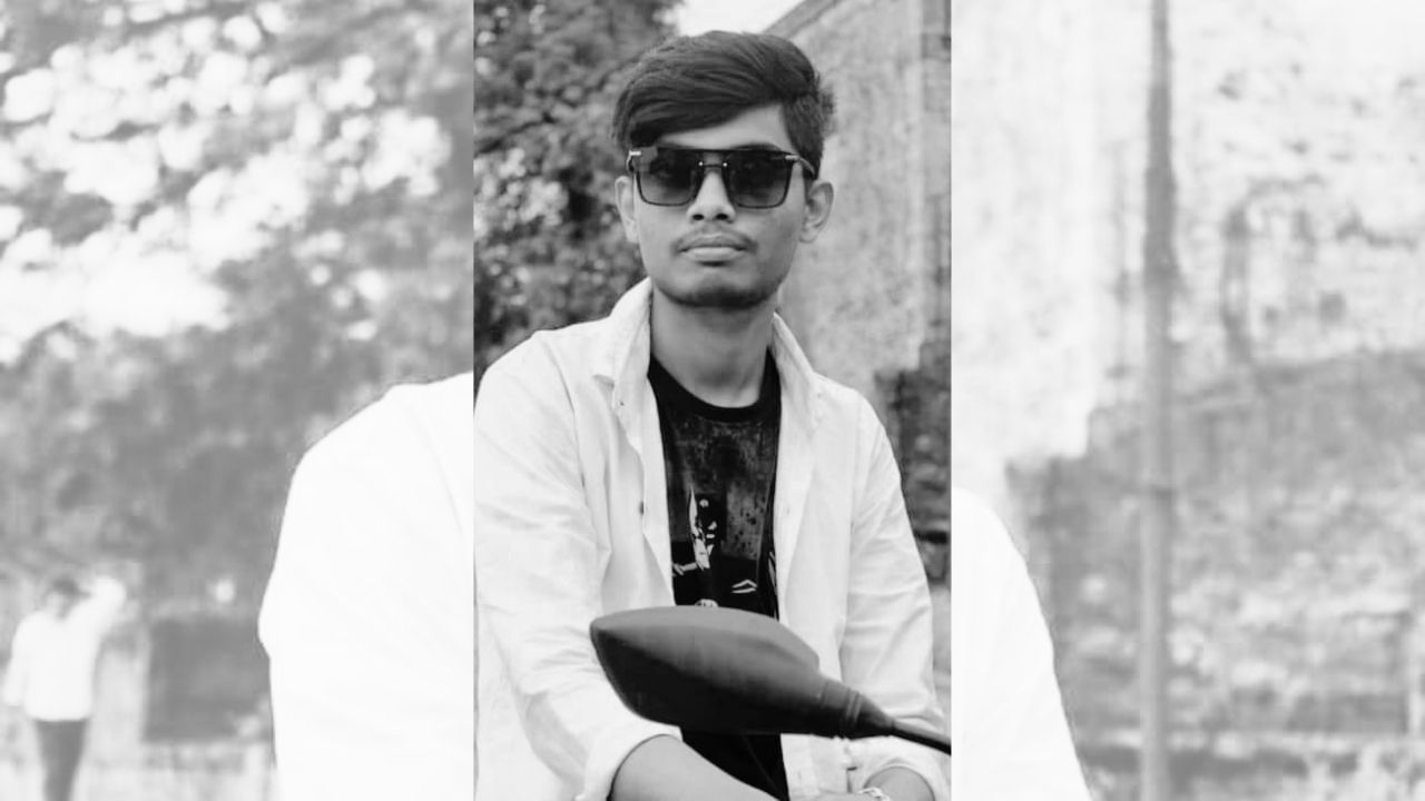 HS Student Death: স্কুটিতে সজোরে ধাক্কা পিকআপ ভ্যানের, পথ দুর্ঘটনা প্রাণ কাড়ল উচ্চ-মাধ্যমিক পরীক্ষার্থীর