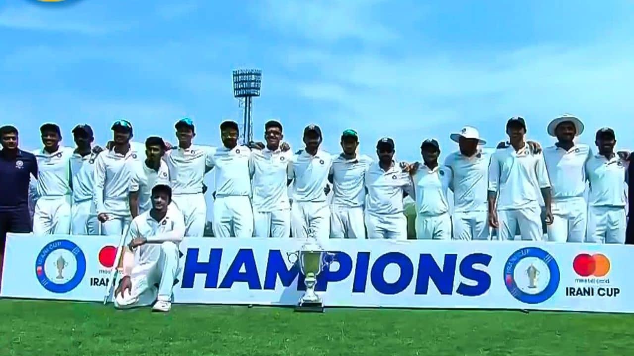 Irani Cup: মুকেশদের অনবদ্য পারফরম্যান্স, ইরানি কাপ অবশিষ্ট ভারত একাদশের
