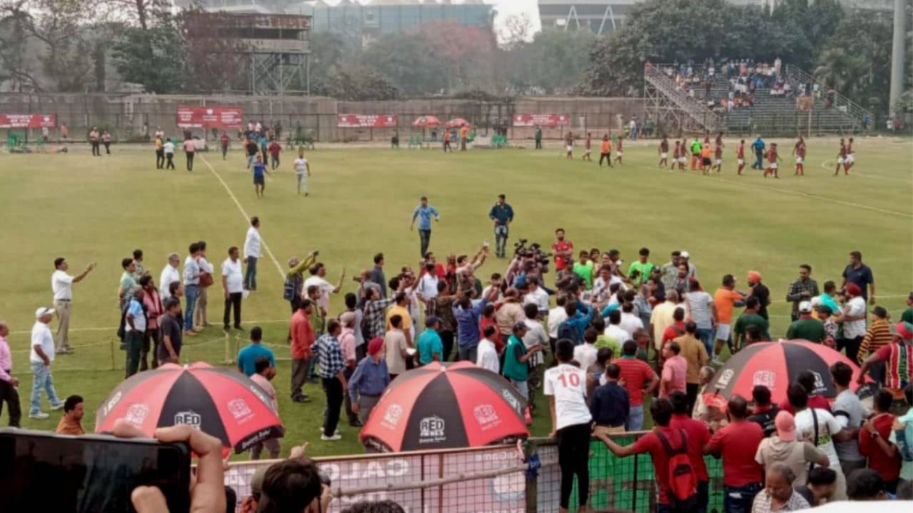 Kolkata Hockey League 2023: সভাপতির পক্ষপাতদুষ্ট আচরণের অভিযোগ, হকির ডার্বি থেকে নাম তুলে নিল ইস্টবেঙ্গল!