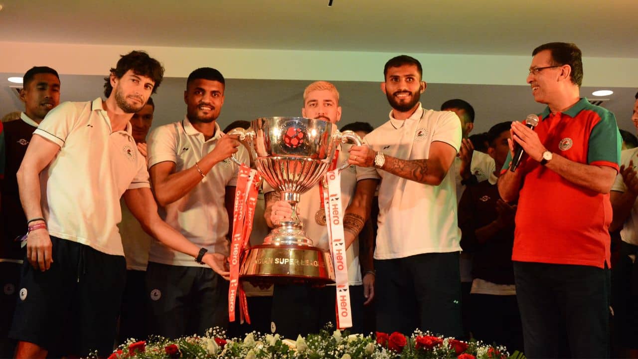 Mohun Bagan : মোহনবাগান তাঁবুতে সোমবার বড় উৎসব, থাকবেন মুখ্যমন্ত্রী