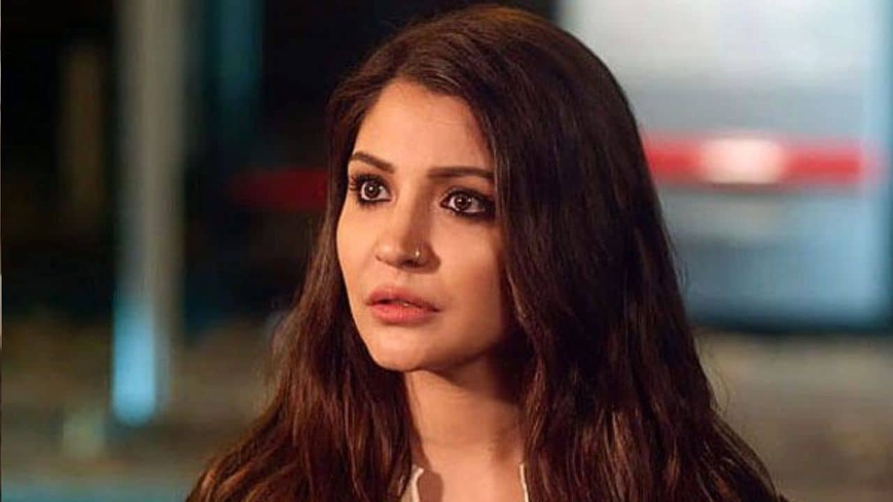 Anushka Sharma Controversy: পরিচয় হারালেন অনুষ্কা? বিরাটকে বিয়ের করে এই ছিল কপালে