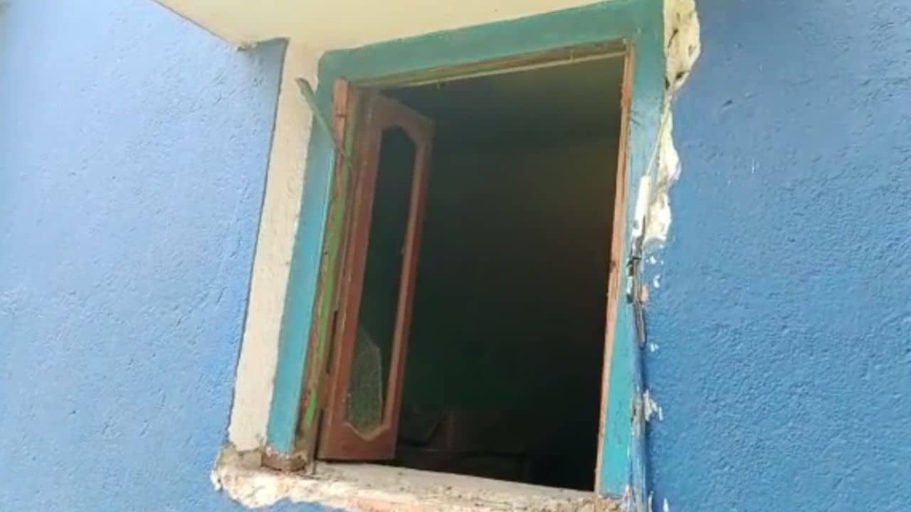 Haripal: পঞ্চায়েত অফিসে চুরি, বিরোধীদের দিকে আঙুল তুলছে শাসকদল