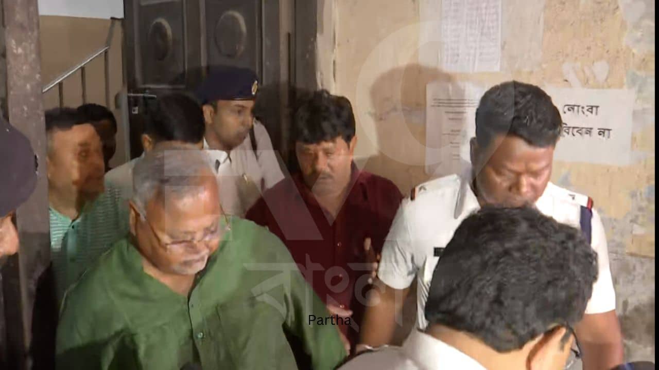 Partha Chatterjee: আমি নিয়োগকর্তা নই, দায় নিতে এখনও রাজি নন জেলবন্দি পার্থ