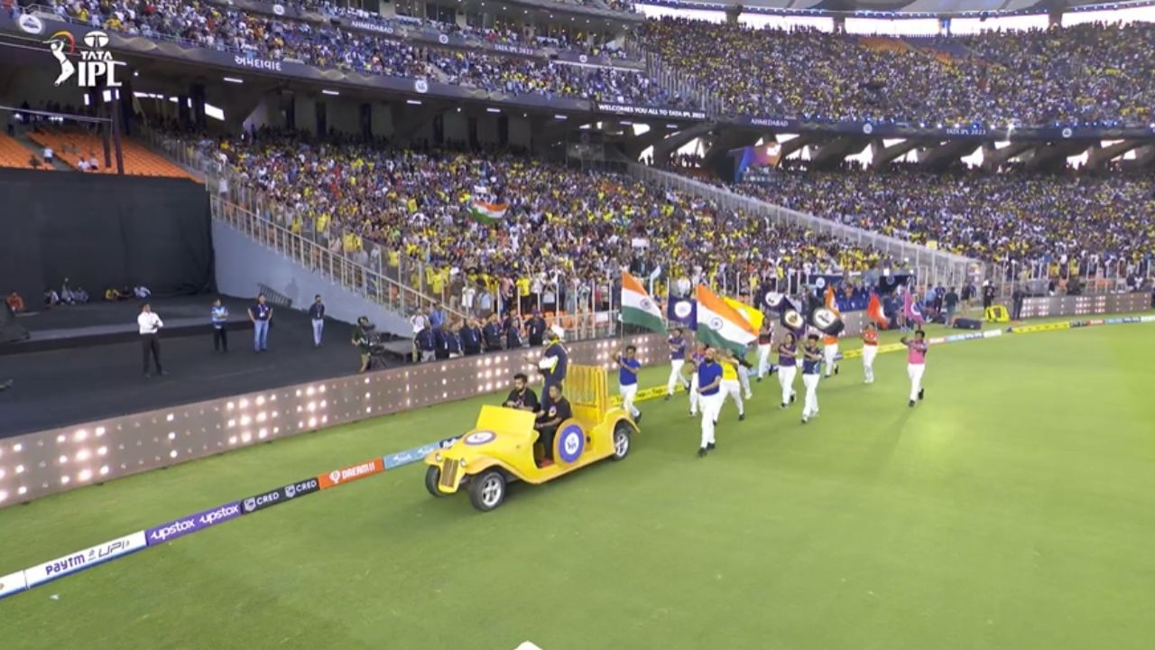 Playback Singer Arijit Singh at IPL 2023 Opening Ceremony event