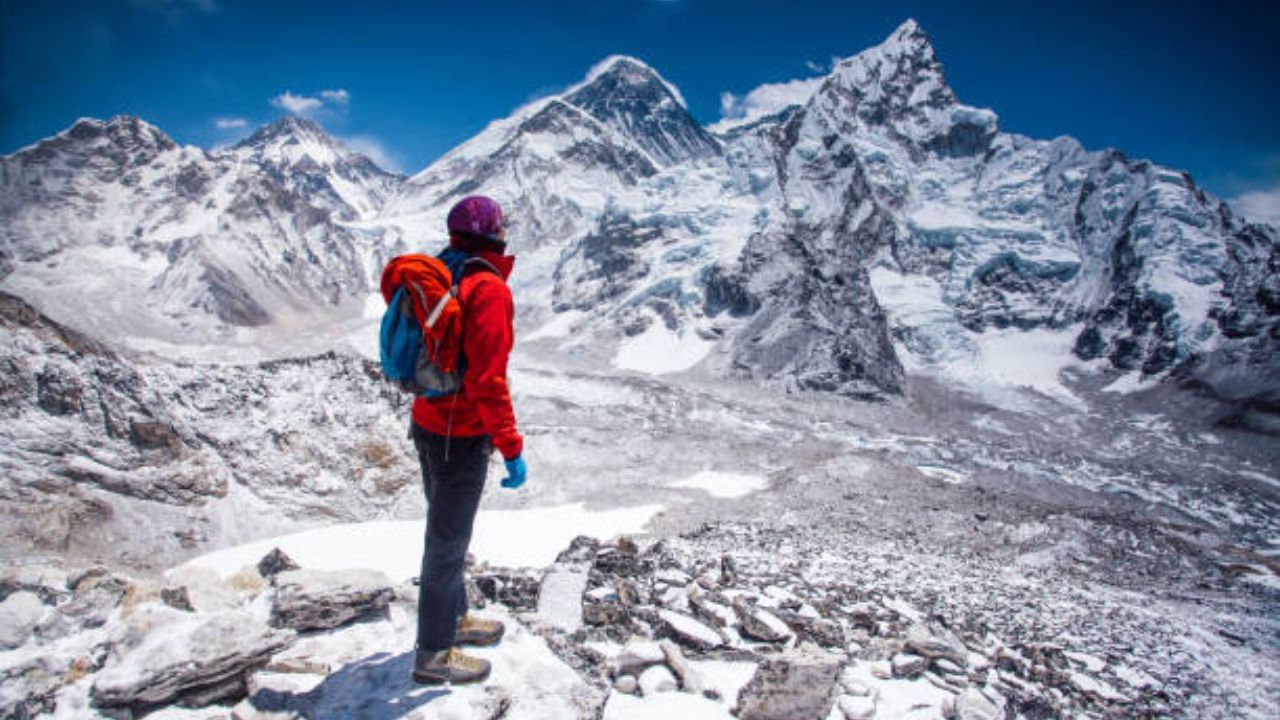 Trekking in Nepal: নেপালের হিমালয়ে চড়া যাবে না একা, সোলো-ট্রেকিং বন্ধ হঠাৎ