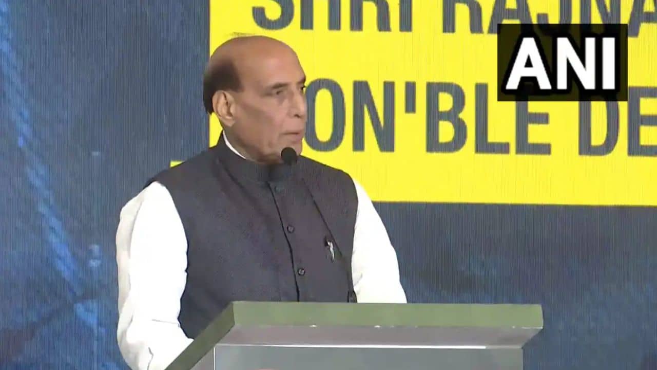 Rajnath Singh: সন্ত্রাসবাদীদের মেরুদণ্ড ভেঙে দিয়েছে সার্জিক্যাল স্ট্রাইক : রাজনাথ সিং