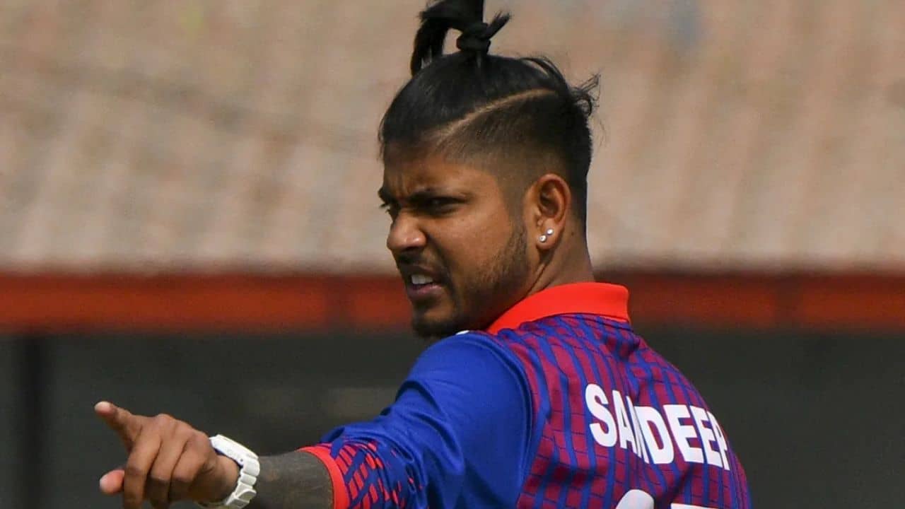 Sandeep Lamichhane: জেল থেকে ছাড়া পেয়ে ২২ গজে দাপট, ৮ ওভারে ম্যাচ জেতালেন ক্রিকেটার!