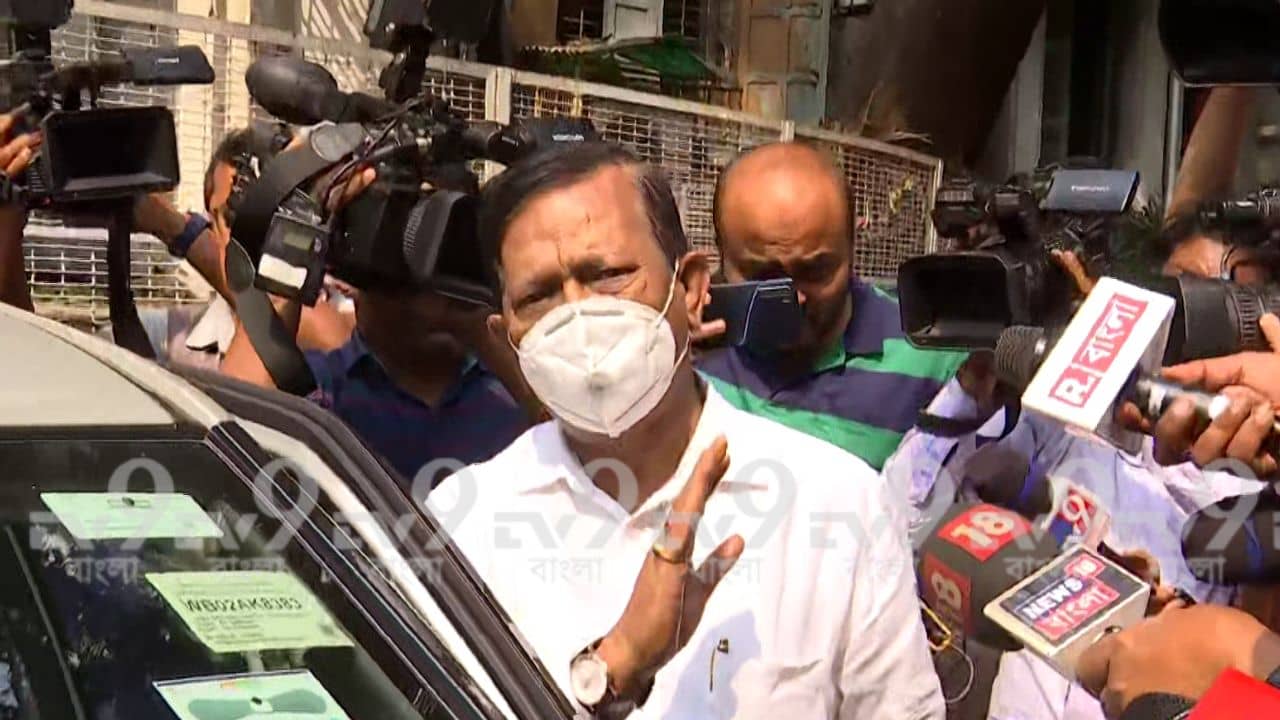 Sujay Krishna Bhadra: গ্রেফতার কালীঘাটের কাকু সুজয়কৃষ্ণ, উত্তরে সন্তুষ্ট নয় ED