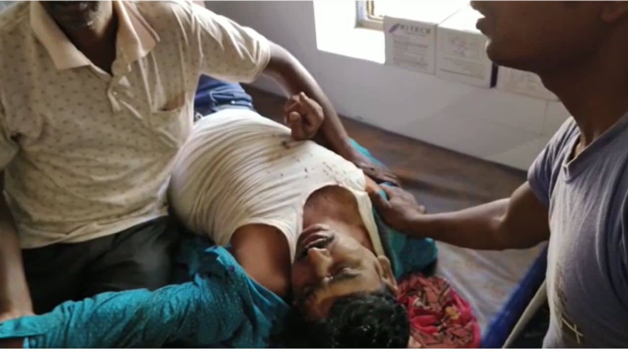 TMC Group Clash: তৃণমূল ভার্সেস তৃণমূল, কার্যালয়ের ভিতরেই প্রধানের স্বামীর মাথা ফাটানোর অভিযোগ