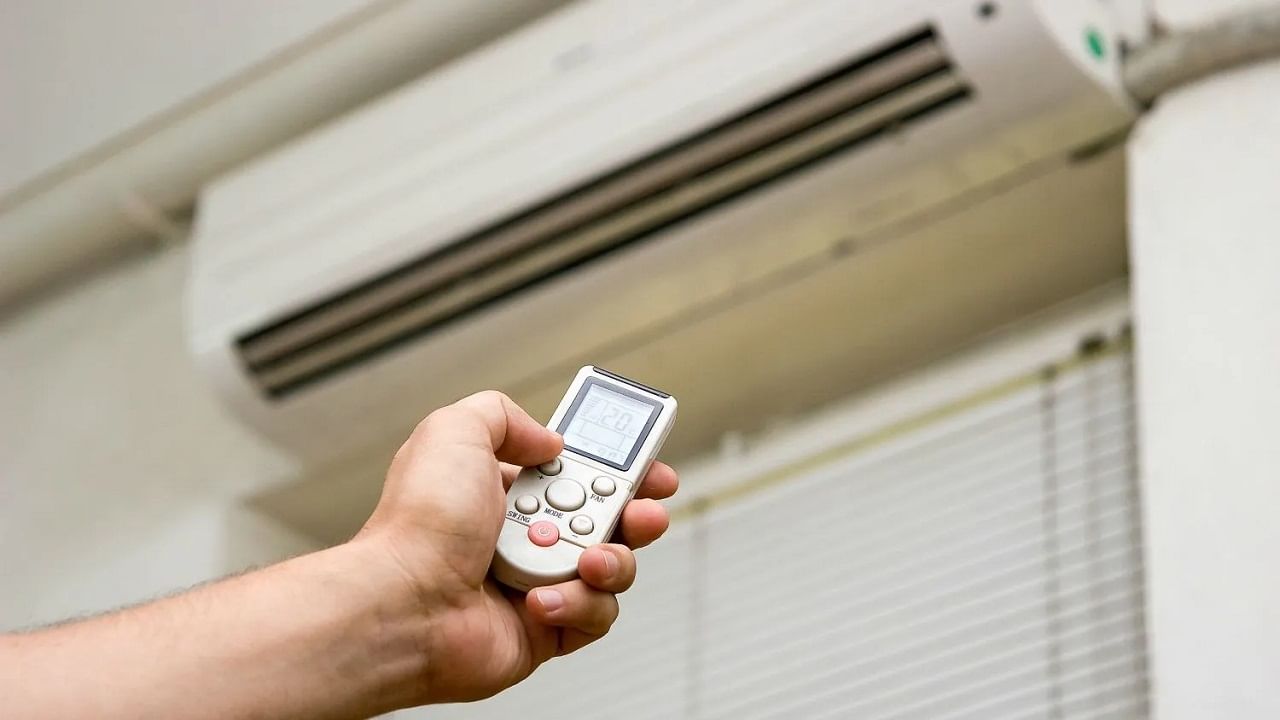 Tips To Use AC After Winter: শীতের পর প্রথম AC চালালেন? এই ভুলটা করেননি তো, এক্কেবারে খারাপ হয়ে যেতে পারে