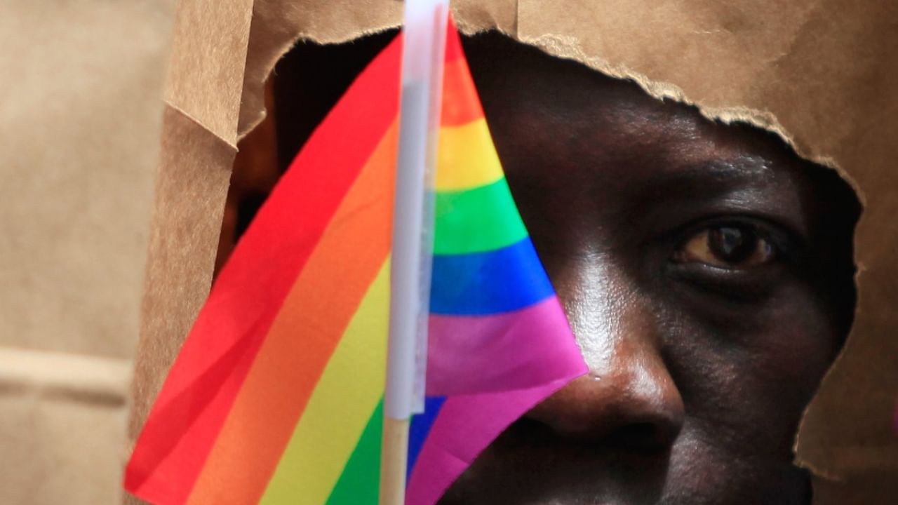 Uganda LGBTQ: সমকামী সম্পর্ক ধরতে পারলেই ফাঁসি, কঠোর আইন আসছে এই দেশে