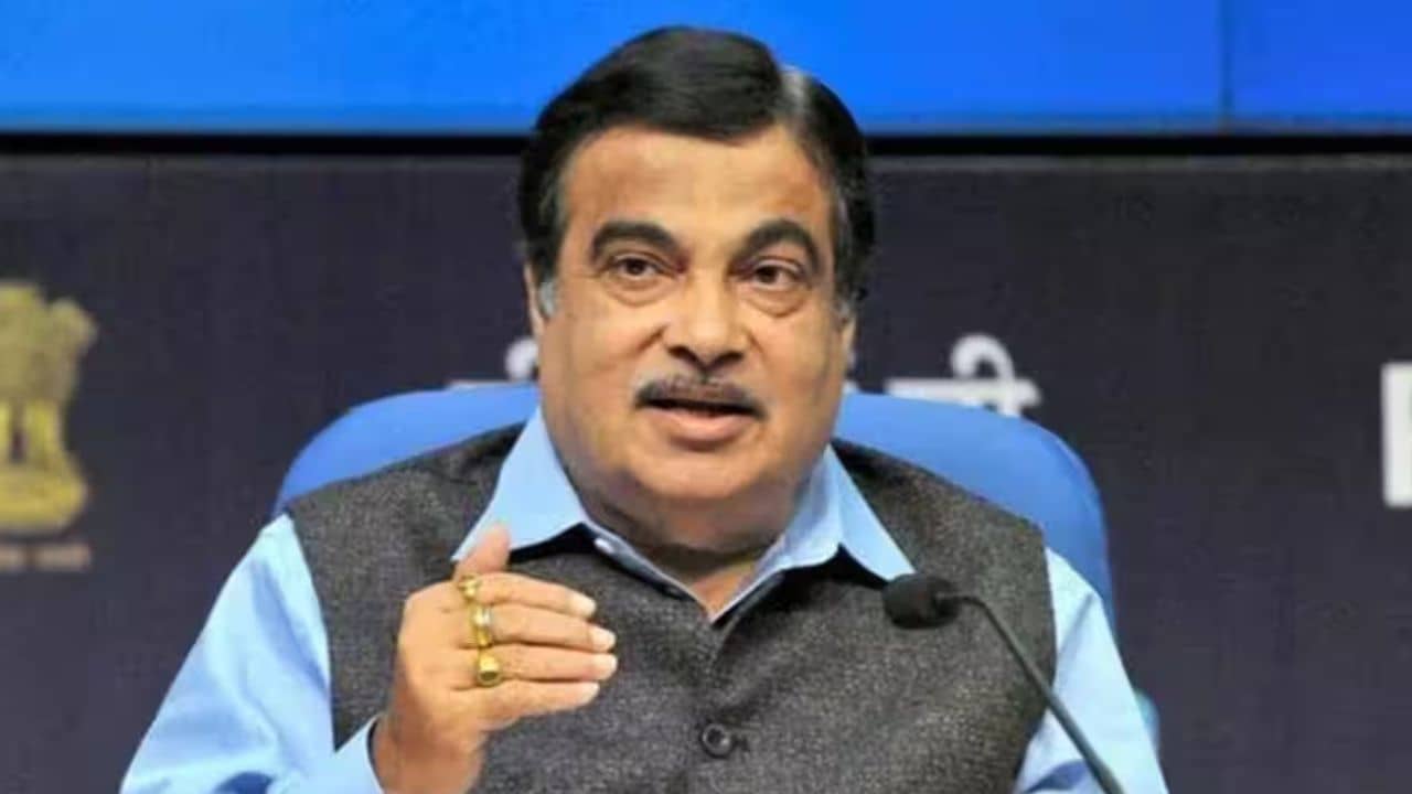 Nitin Gadkari: ১০ কোটি টাকা চেয়ে হুমকি ফোন কেন্দ্রীয় মন্ত্রীকে, বাড়ানো হল নিরাপত্তা