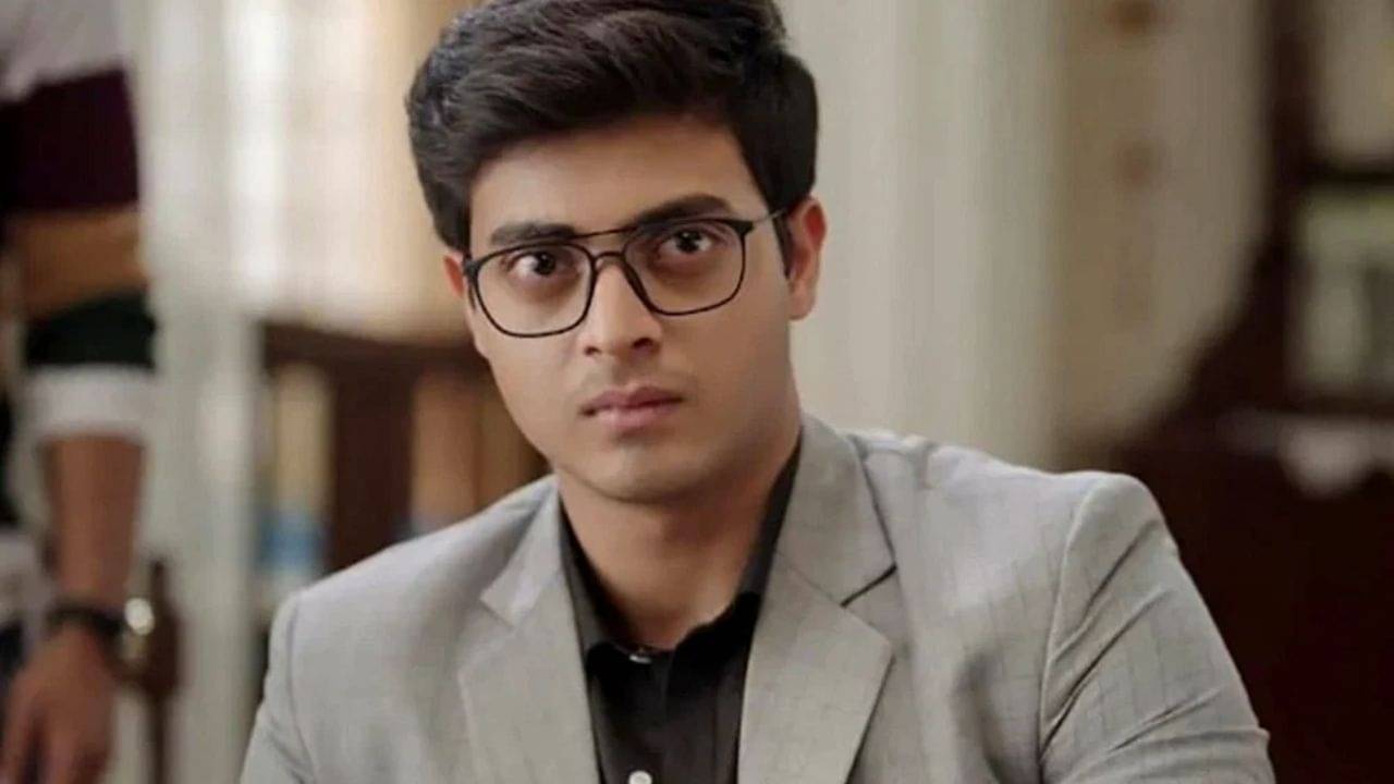 Dibyajyoti Dutta: জখম দিব্যজ্যোতি দত্ত, অসুস্থ শরীরেও বিরতি নেই কাজে