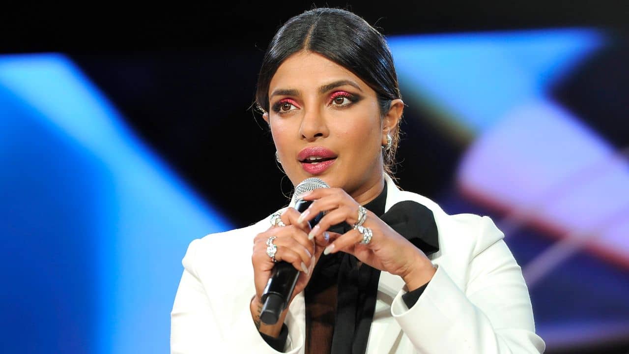 Priyanka Chopra: নোংরা রাজনীতির শিকার, বাধ্য হয়েই ভারত-ছাড়া! বোমা ফাটালেন প্রিয়াঙ্কা