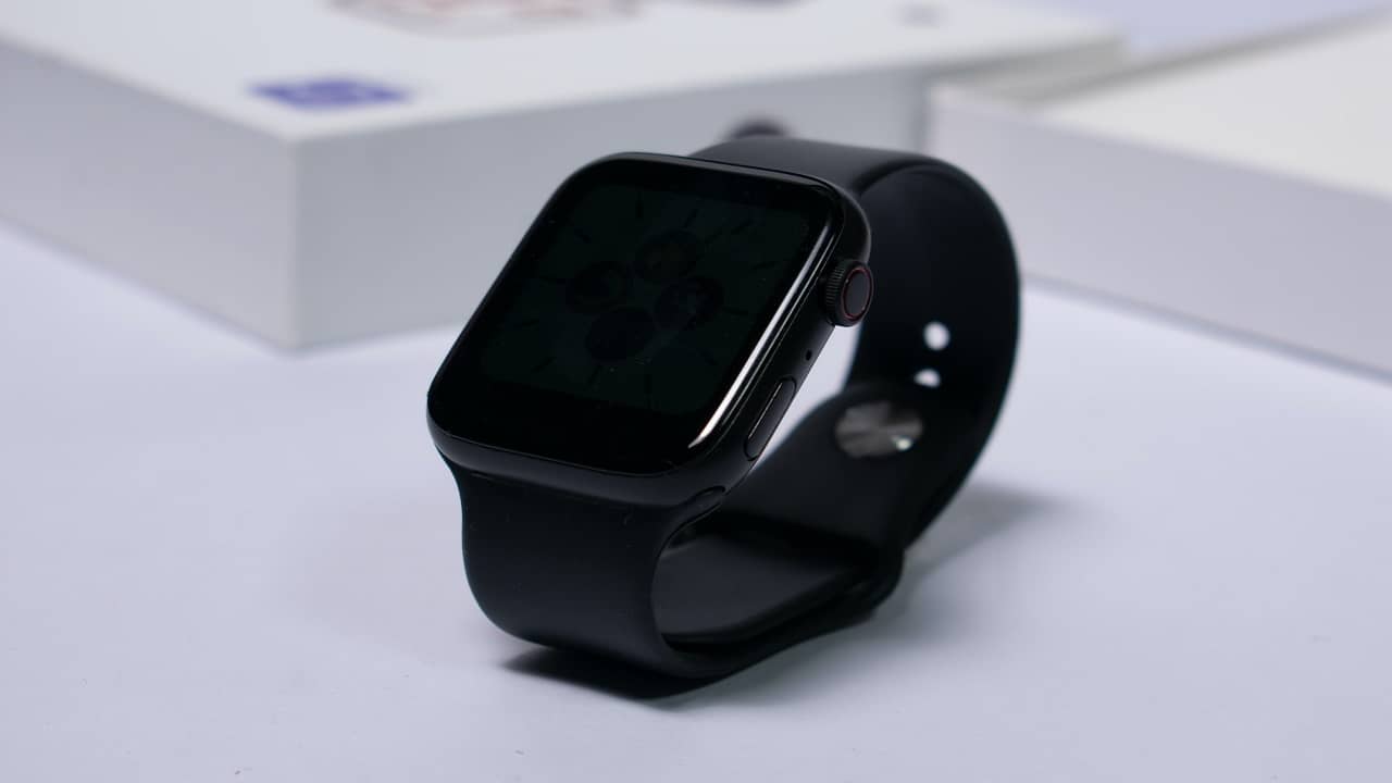 ChatGPT On Smartwatch: এবার স্মার্টওয়াচেও ChatGPT, কব্জি থেকেই সব প্রশ্নের উত্তর দেবে সবজান্তা চ্যাটবট