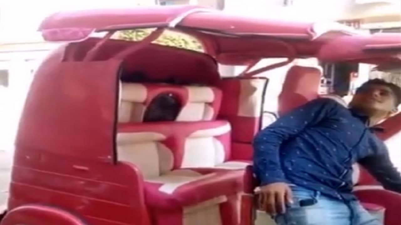 Viral Video: দামি গাড়িও ফেল, এই ব্যক্তির বানানো অদ্ভুত অটো দেখলে তাক লেগে যাবে!