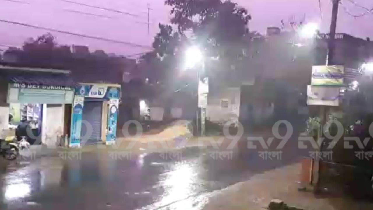 Weather: দক্ষিণবঙ্গের তিন জেলায় ঝড়বৃষ্টি শুরু, আগামিকাল ৪০-৫০ কিমি বেগে হাওয়া, সঙ্গে তুমুল বৃষ্টির পূর্বাভাস...