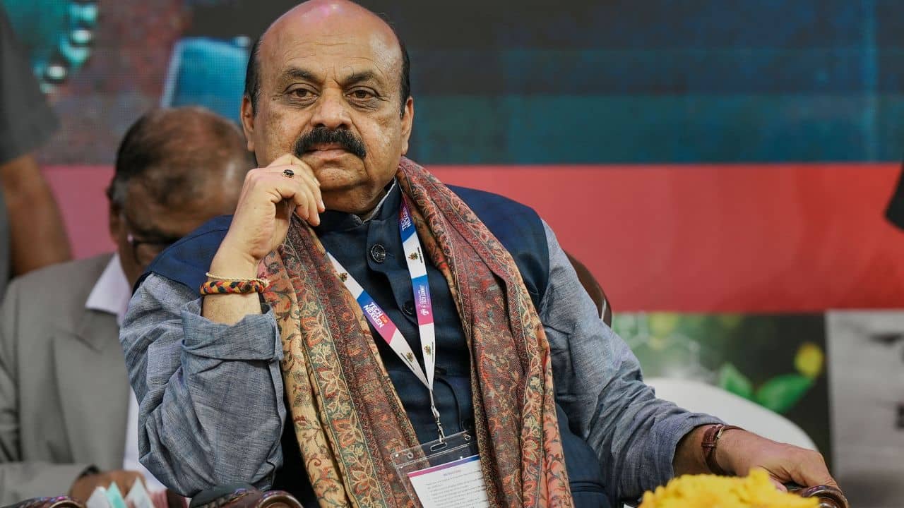 Karnataka Reservation Quota: ভোটের আগে কর্নাটকে বাড়ানো হল আসন সংরক্ষণ, মুসলিম সংরক্ষণ প্রত্যাহার বোম্মাই সরকারের