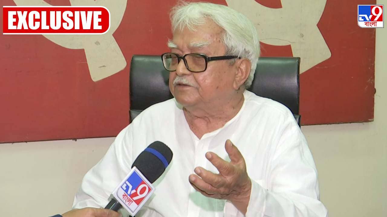 Biman Bose on RSS: আরএসএস-এর বুদ্ধিতে মমতার ধরনা! বিস্ফোরক অভিযোগ বিমান বসুর