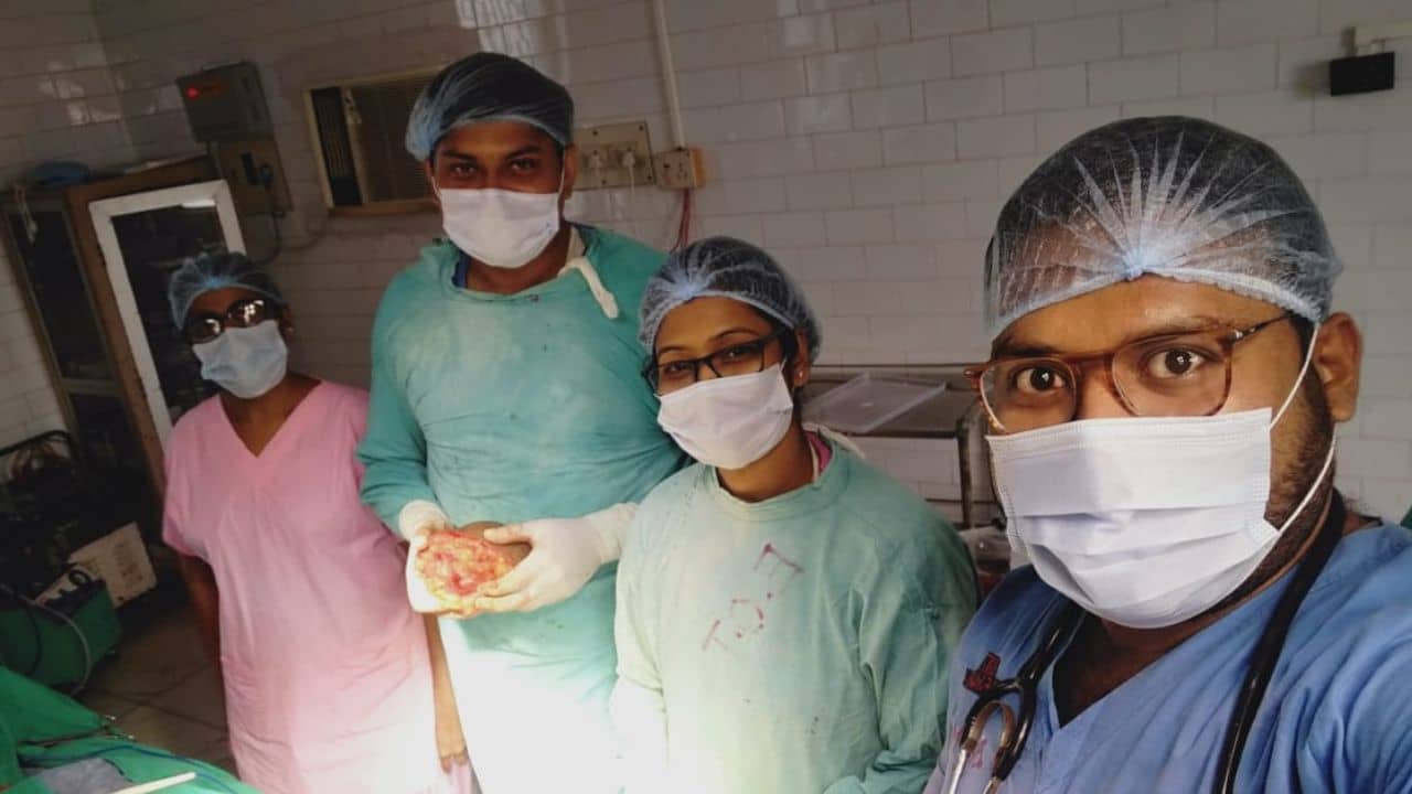 Digha Hospital: ৮০ বছরের বৃদ্ধার স্তনে বিরল টিউমার, জটিল অস্ত্রোপচারে নজির গড়ল দিঘা হাসপাতাল