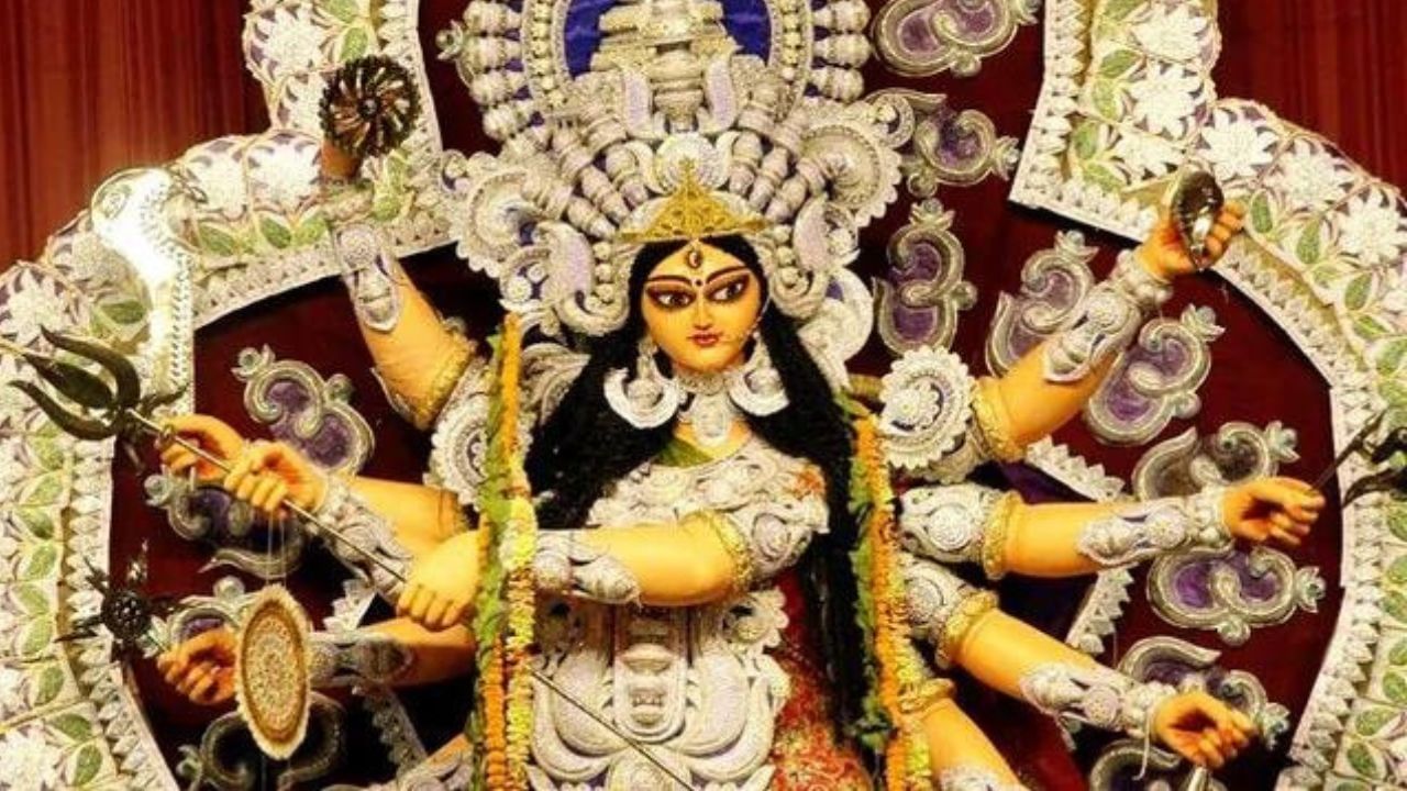 Chaitra Navratri 2023: উপবাস না রেখেও দশভুজাকে রাখা যায় তুষ্ট, বাসন্তী পুজোর আগে বাড়িতে আনুন এই ৭ জিনিস