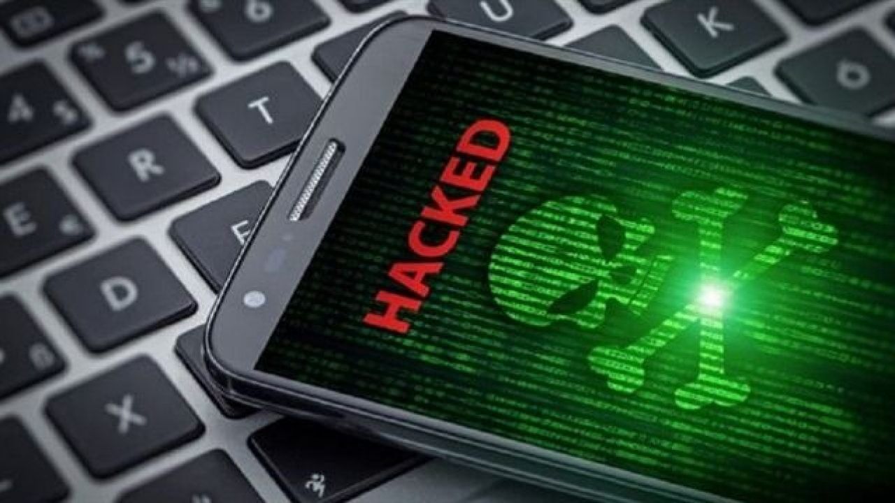 Rescue Hacked Smartphone: ফোন হ্যাক হয়েছে? বুঝে যাবেন এই 5 লক্ষণেই