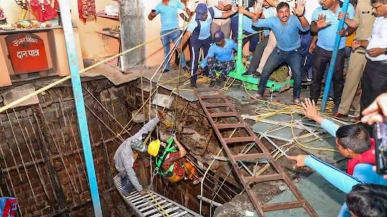 Indore Tragedy: ইনদওরের মন্দিরে কুয়োয় পড়ে মৃত বেড়ে ৩৫, হাসপাতালে ১৬