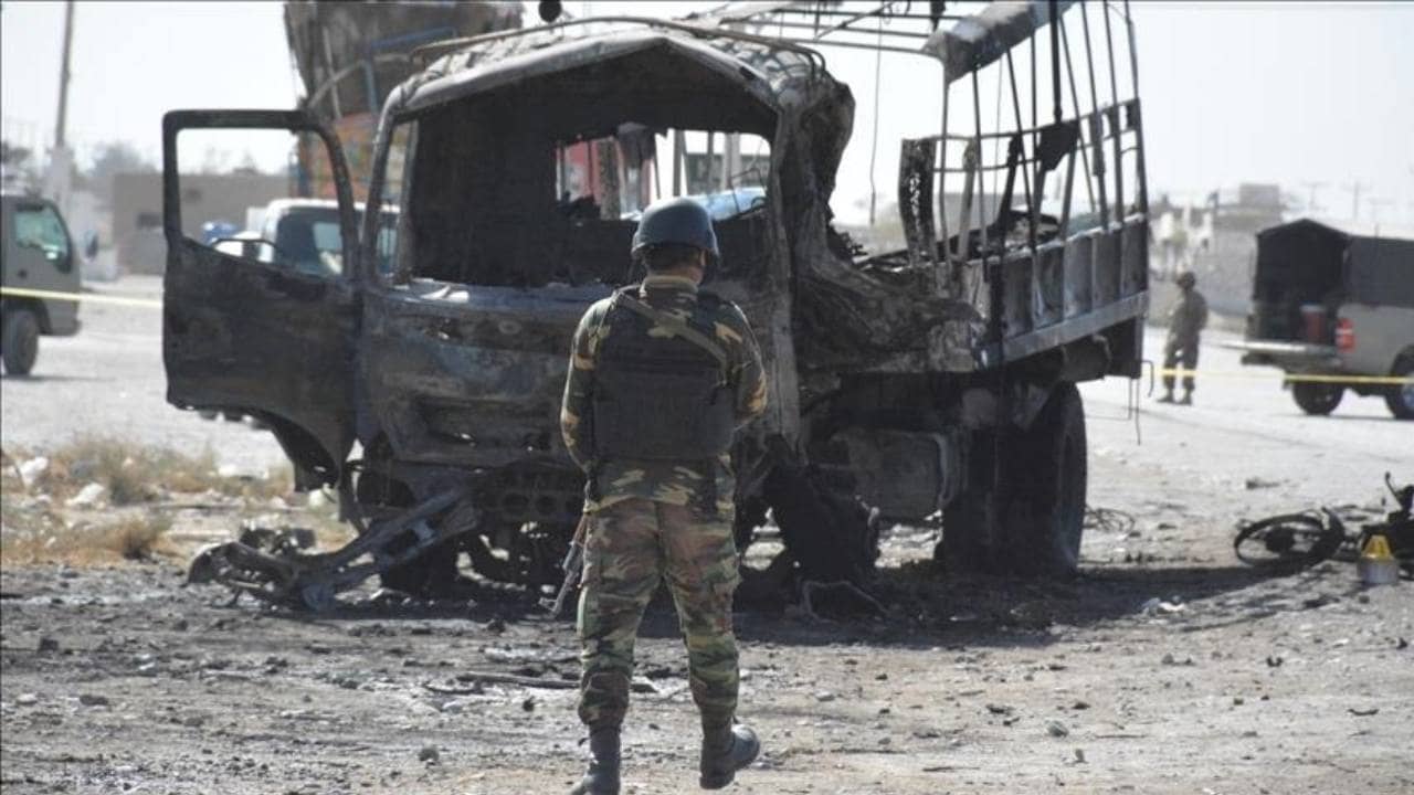 Pakistan Police: পাক পুলিশের গাড়িতে তালিবান জঙ্গিদের হামলা, মৃত ৪