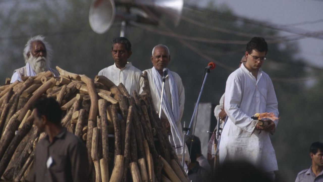 Rahul Gandhi: 'সত্য, সাহস ও বলিদান, এটাই আমার পরিবারের ঐতিহ্য ও শক্তি', রাজীব গান্ধীর স্মৃতি ফেরালেন রাহুল