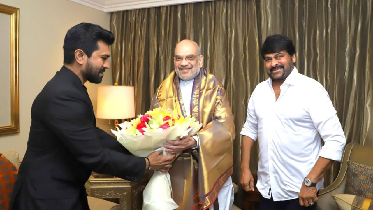 Ram Charan Met HM Amit Shah: অস্কারের মঞ্চ থেকে দেশে ফিরেই স্বরাষ্ট্রমন্ত্রীর সঙ্গে সাক্ষাৎ রামচরণ-চিরঞ্জীবীর, অদ্ভুতভাবে মিলে গেল পরস্পরকে দেওয়া উপহার!