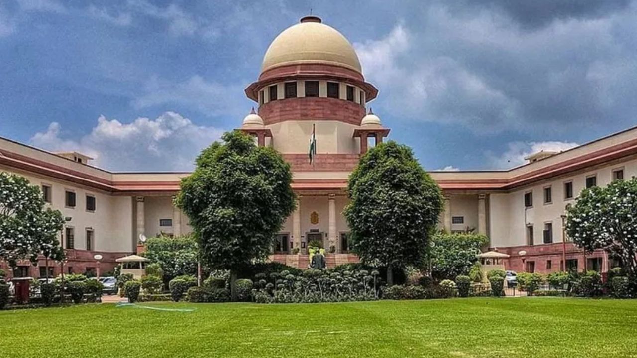 New Parliament Building: রাষ্ট্রপতিকে দিয়ে নয়া সংসদ ভবন উদ্বোধনের আর্জি খারিজ সুপ্রিম কোর্টে