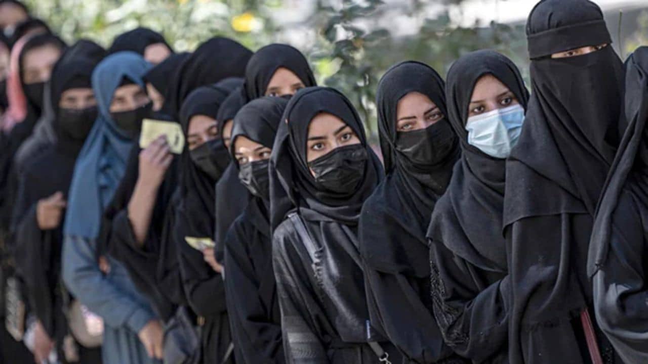 Taliban: নয়া ডিক্রি জারি তালিবানের, ইদের উদযাপনে অংশ নিতে পারলেন না আফগান মহিলারা