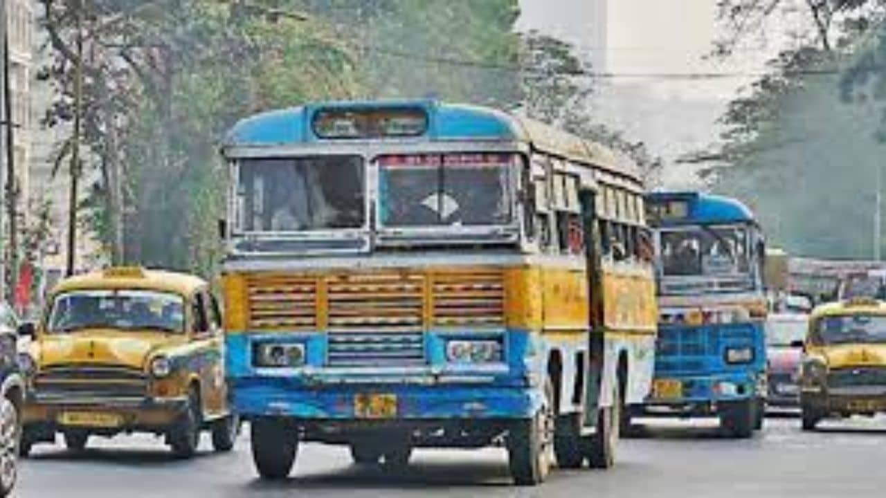 Bus Fare: বেসরকারি বাস ভাড়া বাড়ছে না, ঘোষণা পরিবহণমন্ত্রীর, ভাবনায় রাজ্যের অ্যাপ-ক্যাব পরিষেবা
