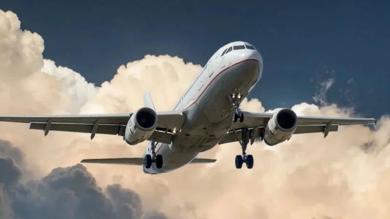 Malda Airport: কোচবিবারের পর এবার মালদা, কলকাতা থেকে শুরু হচ্ছে বিমান পরিষেবা, ভাড়া কত জেনে নিন