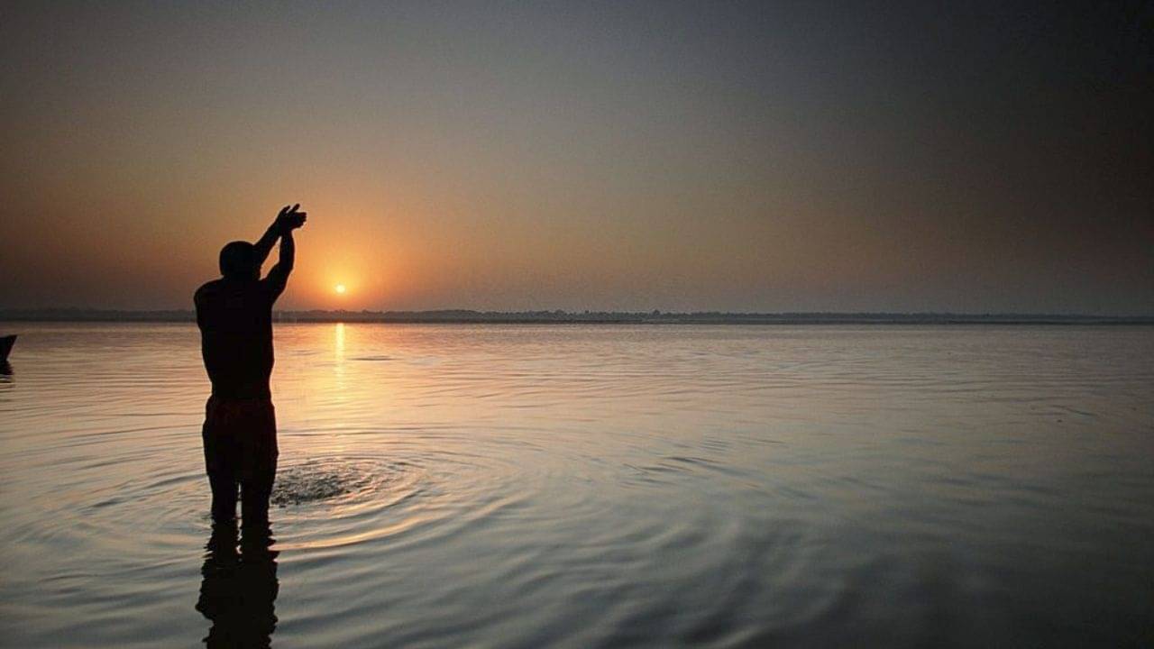 Ganga Saptami 2023: গঙ্গায় এক ডুবেই পুণ্যলাভ হবে এদিন! কীভাবে গঙ্গাস্নান-দান ও পুজো করবেন, জেনে নিন..