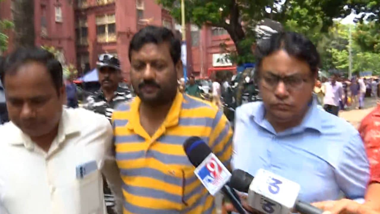 Jiban Krishna Saha: অন্যায় করিনি, দল পাশে থাকবেই, বললেন বিধায়ক জীবনকৃষ্ণ