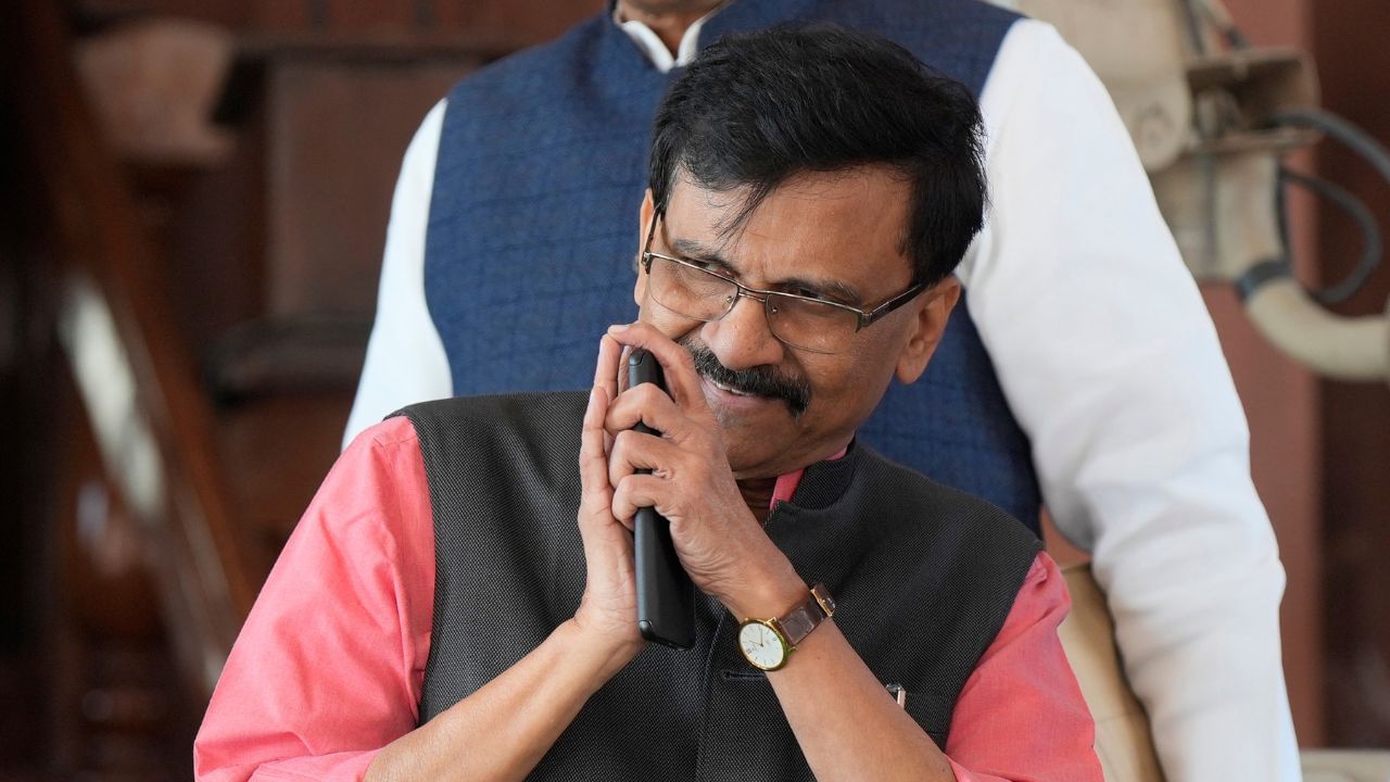 Sanjay Raut Receives Death Threats: 'একে-৪৭ দিয়ে উড়িয়ে দেব...', লরেন্স বিষ্ণোই গ্য়াংয়ের থেকে হুমকি মেসেজ সঞ্জয় রাউতের ফোনে