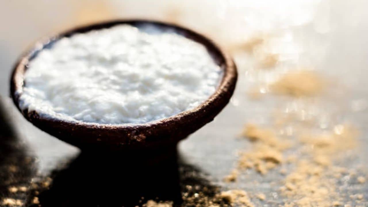Curd for Summer Skin: ৪০ ডিগ্রিতে ত্বকের বেহাল দশা? হারানো জেল্লা ফিরে পেতে নববর্ষে মুখে দই মাখুন