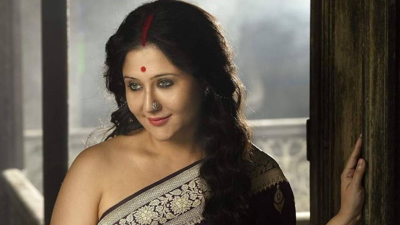 Tollywood Gossip: বিয়ে করতে চাই..., প্রস্তাব পেতেই স্বস্তিকা বললেন, আমাকে তো...