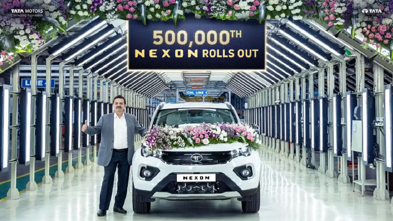 Tata Nexon ছুঁল 5 লাখ ইউনিটের মাইলফলক, গাড়িটির 6 বছরের সফর সম্পর্কে জেনে নিন