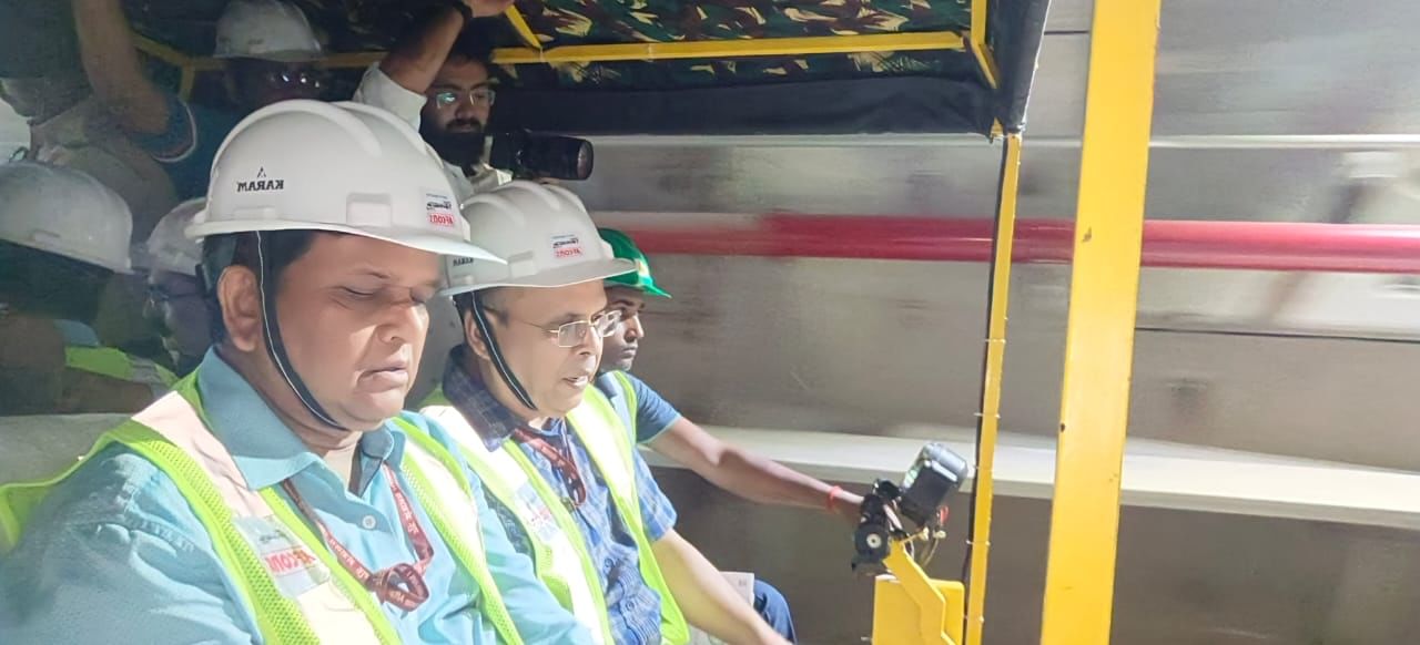 Metro Rail: ডিসেম্বরেই বউবাজারের কাজ শেষ করা লক্ষ্য, গঙ্গার নীচ দিয়ে মেট্রোর চাকা গড়ানো এরপর শুধু সময়ের অপেক্ষা