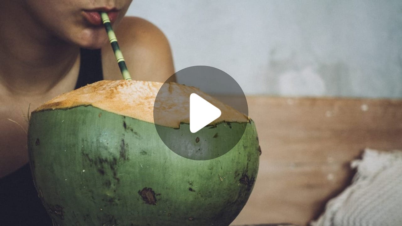 Coconut Water Benefits ডাবের জলে চুমুকে বাড়বে সুগার Bengali News