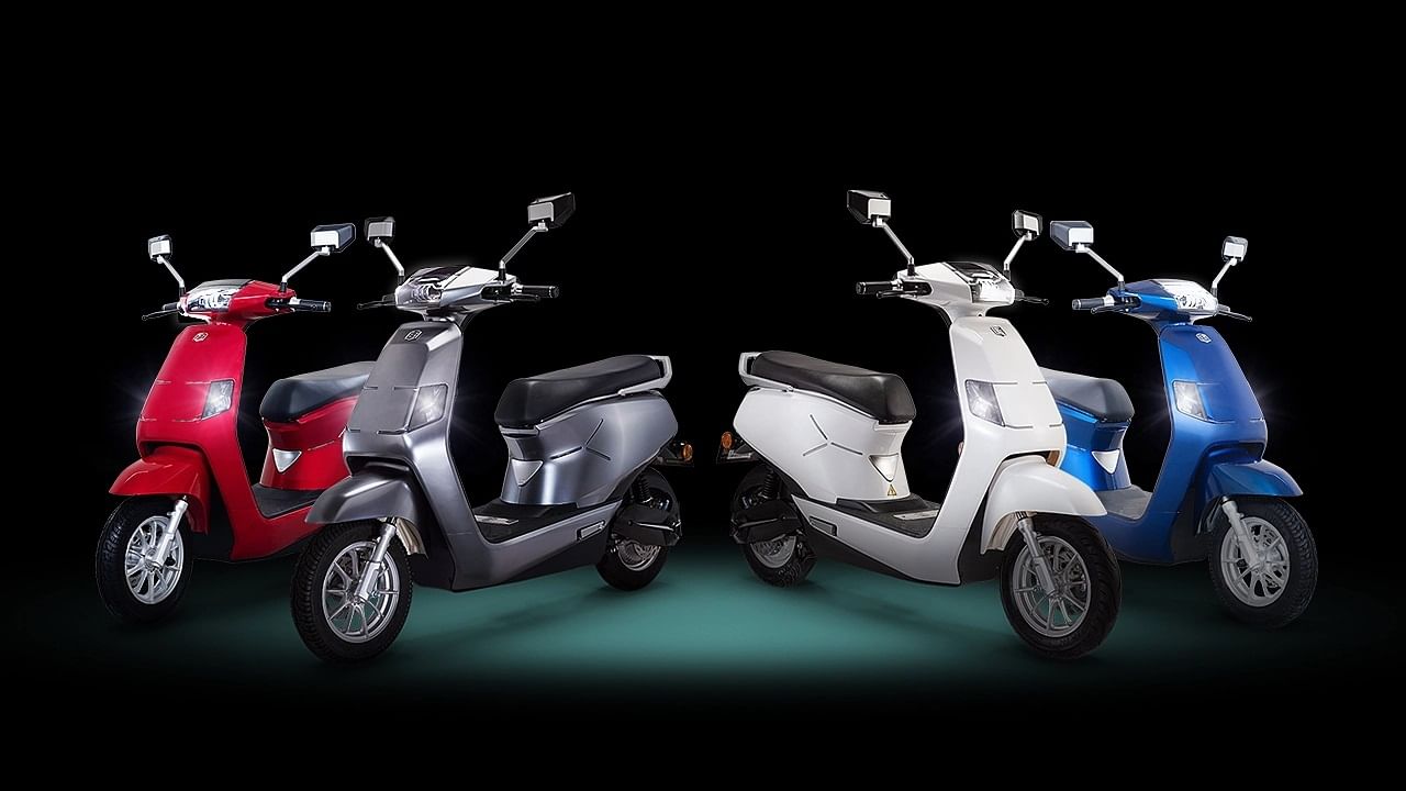 Scooty best sale under 30000