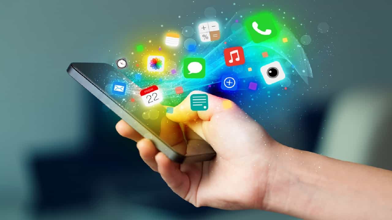 Mobile App Installation Tips: ফোনে একের পর এক Apps ইনস্টল করছেন, সঙ্গে করছেন এই মারাত্মক ভুল Mobile App Installation Tips: ফোনে একের পর এক Apps ইনস্টল করছেন, সঙ্গে করছেন এই মারাত্মক ভুল