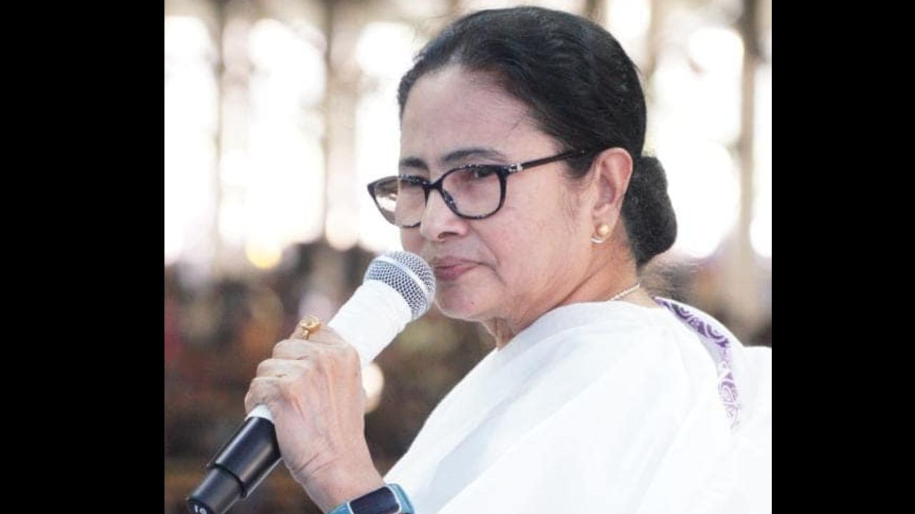 Mamata Banerjee: 'কারও ঘরে একটা অ্যাডমিট কার্ড পেলেও...', সাংসদ থাকাকালীন নিজের অভিজ্ঞতা শোনালেন মমতা