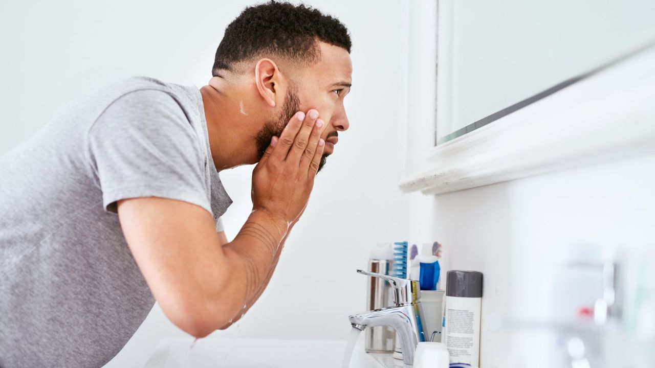 Tips For Men’s Skin Care: ছেলেদেরও ত্বকের যত্ন নেওয়া উচিত, কেন জানুন