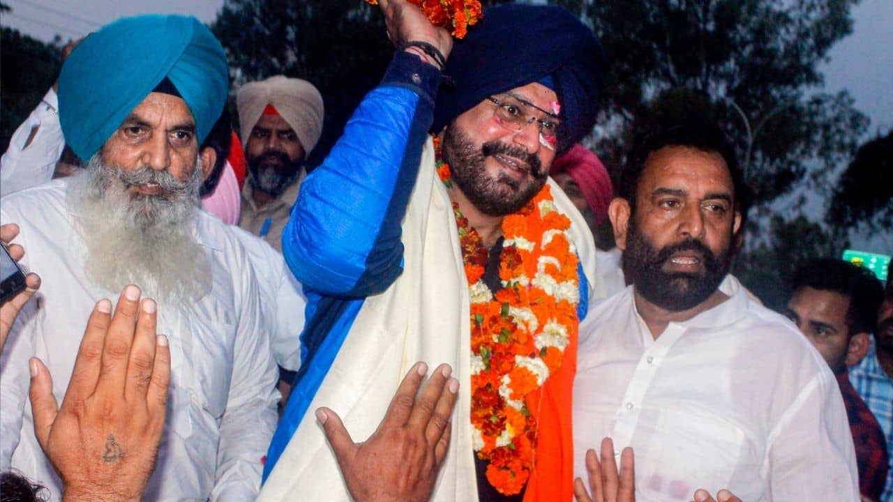 Navjot Singh Sidhu: পঞ্জাবে রাষ্ট্রপতির শাসন চালু করার চক্রান্ত হচ্ছে, জেল থেকে বেরিয়েই বিস্ফোরক সিধু