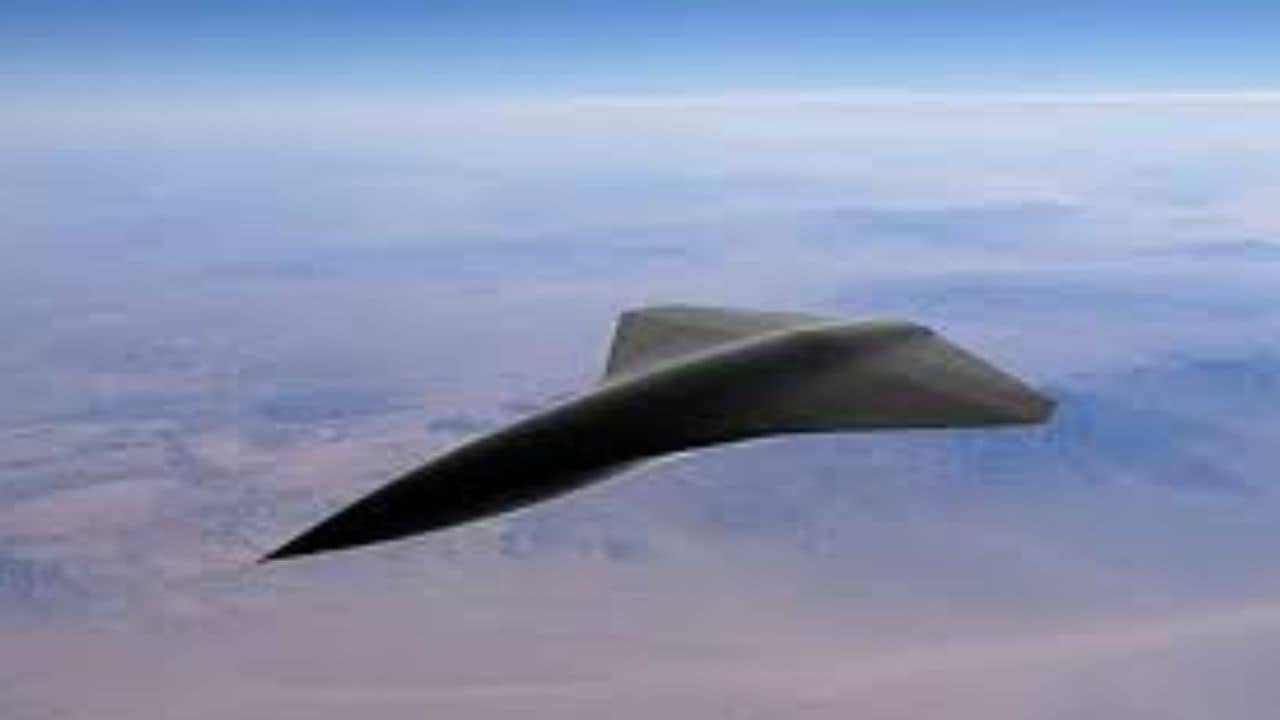 China Supersonic Spy Drone: শব্দের থেকেও তিনগুণ বেশি গতি, সুপারসনিক ড্রোন তৈরি করছে চিন, কীসের জন্য জানেন?
