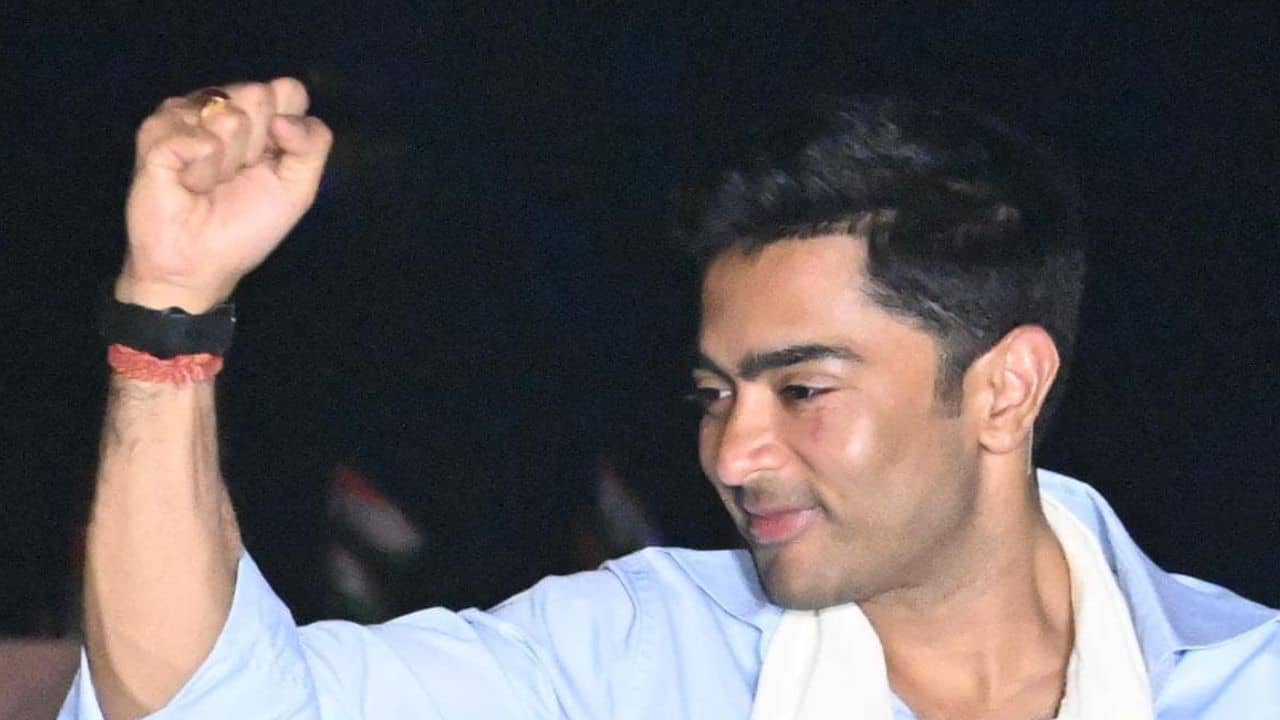 Abhishek Banerjee: পাওনা টাকা ছিনিয়ে না আনতে পারলে রাজনীতি ছেড়ে দেব, চ্যালেঞ্জ অভিষেকের